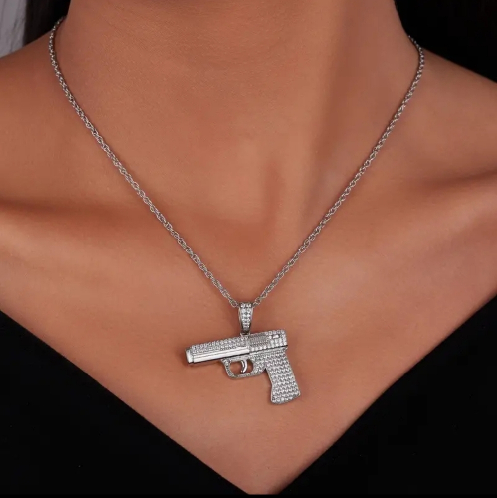 Sliver Women's or Men's Gun diamond necklace